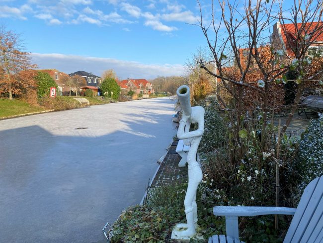 #01k-231201_111233911_k_